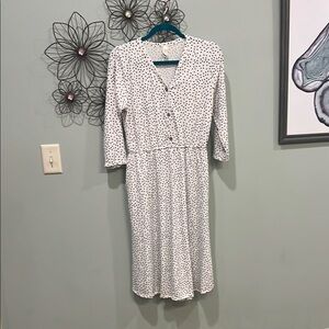 White and Black Dress with V-Neck